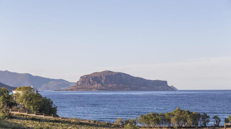Iris Beach Hotel Monemvasía Eksteriør billede