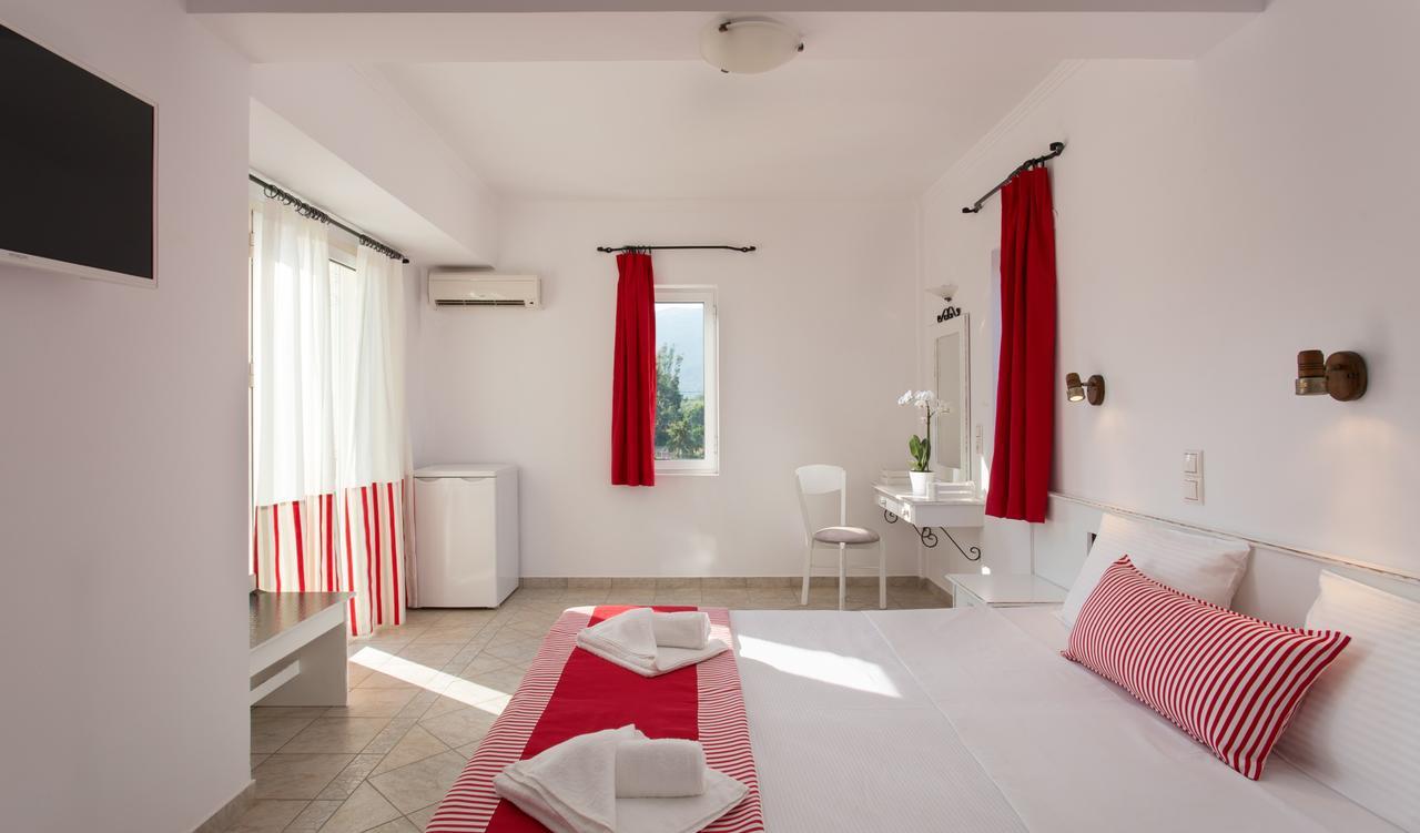 Iris Beach Hotel Monemvasía Eksteriør billede
